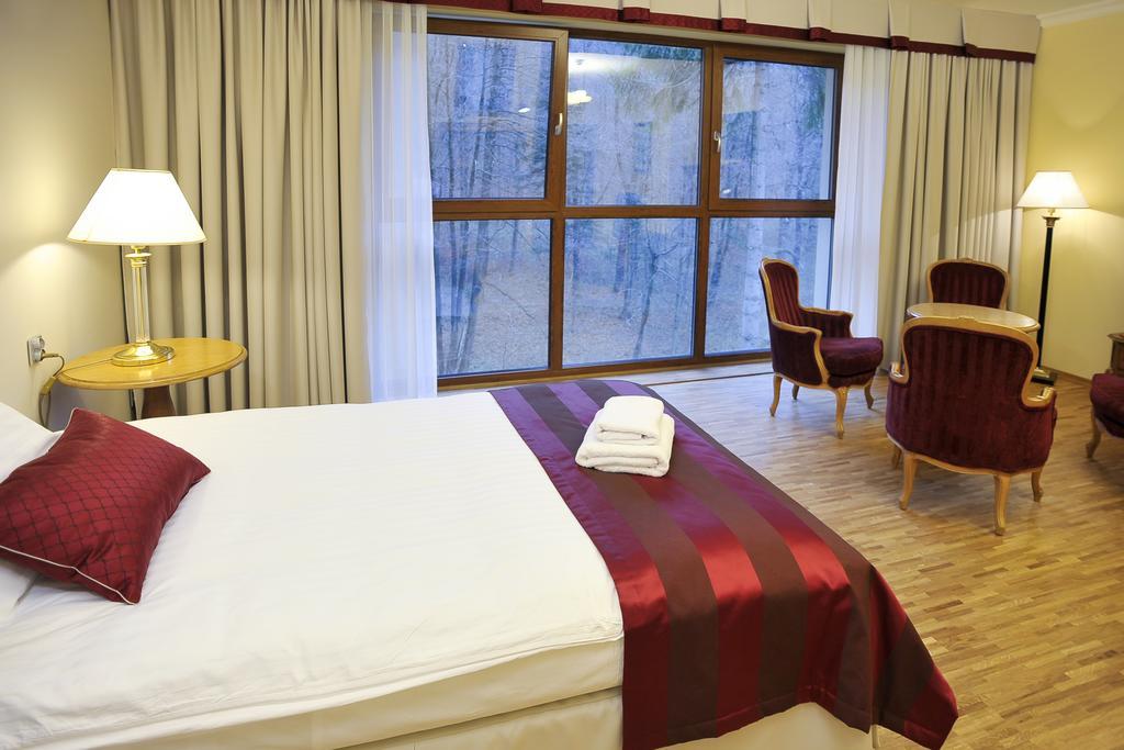 Hotel Mir-Jan Spa Ladek-Zdroj Room photo