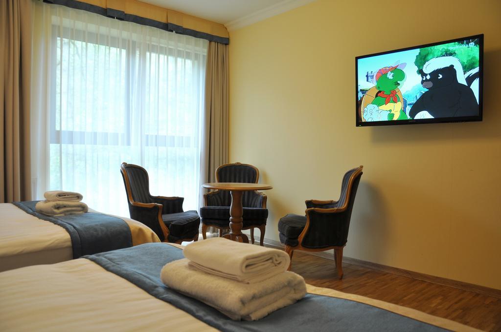 Hotel Mir-Jan Spa Ladek-Zdroj Room photo
