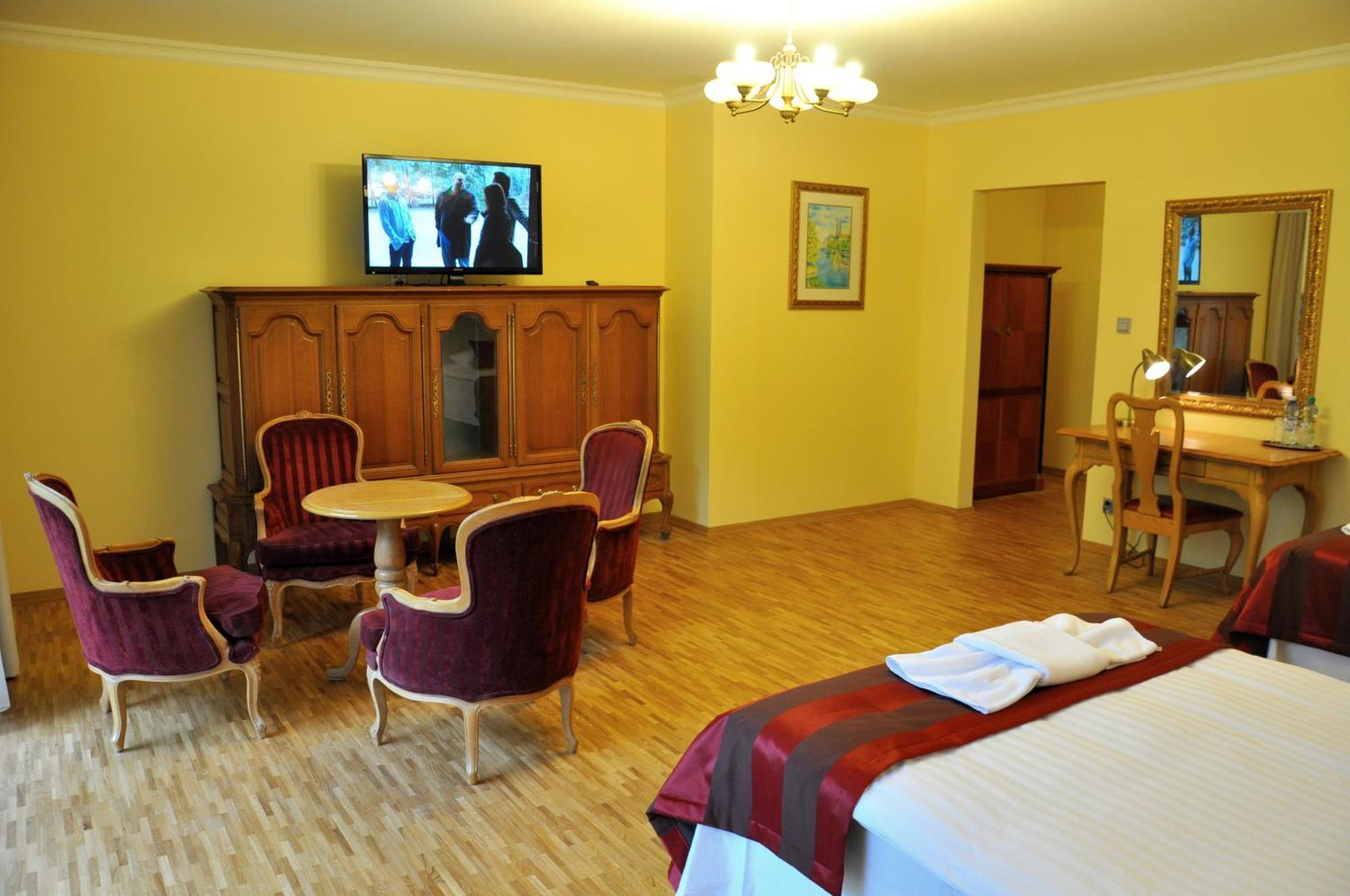 Hotel Mir-Jan Spa Ladek-Zdroj Room photo